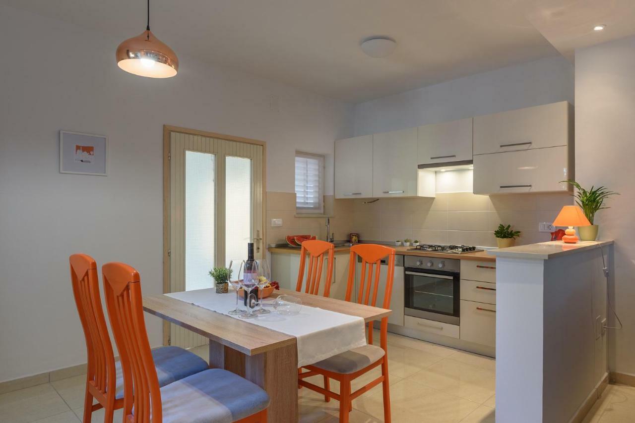 Apartment Perusko Pula Zewnętrze zdjęcie